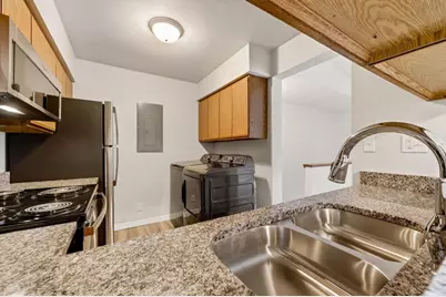 306 Whispering Pines Way, Fitchburg, WI 53713 - Photo 13