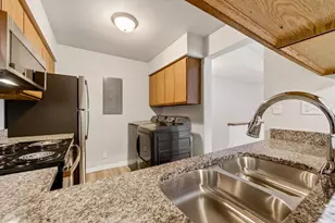 306 Whispering Pines Way, Fitchburg, WI 53713 - Photo 13