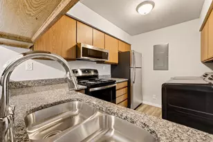 306 Whispering Pines Way, Fitchburg, WI 53713 - Photo 15