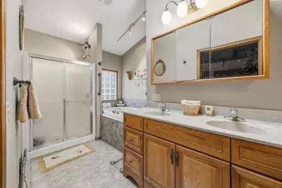 284 E Richardson Springs Road, Edgerton, WI 53534 - Photo 17