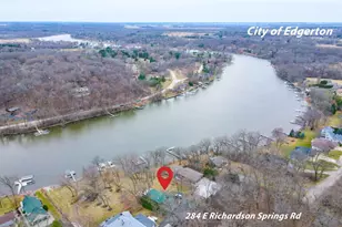 284 E Richardson Springs Rd, Edgerton, WI 53534 - Photo 7