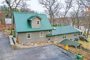 284 E Richardson Springs Rd, Edgerton, WI 53534 - Photo 1