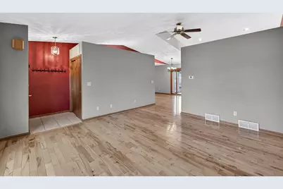 588 Washington Street, Monticello, WI 53570 - Photo 5