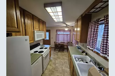 1925 Cleveland Street, Beloit, WI 53511 - Photo 9