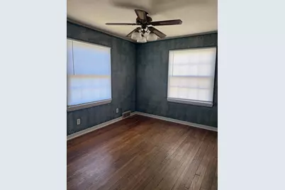 145 St Lo Drive, Prairie Du Chien, WI 53821 - Photo 9