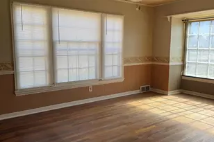 145 St Lo Dr, Prairie Du Chien, WI 53821 - Photo 5