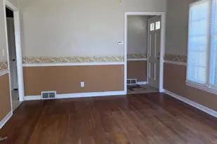 145 St Lo Dr, Prairie Du Chien, WI 53821 - Photo 7