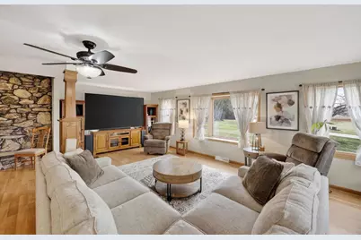 W6904 Schwemmer Lane, Fort Atkinson, WI 53538 - Photo 5