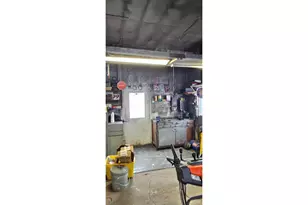 506 N Brooklyn Ave, Elroy, WI 53929 - Photo 7