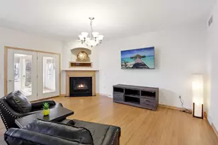 726 Clardell Dr, Sun Prairie, WI 53590 - Photo 11