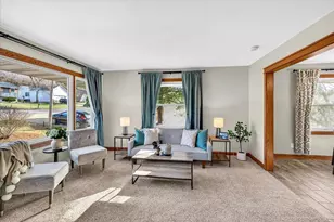 W10821 E Harmony Dr, Lodi, WI 53555 - Photo 5