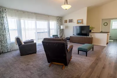 217 Wollet Drive, Fort Atkinson, WI 53538 - Photo 7