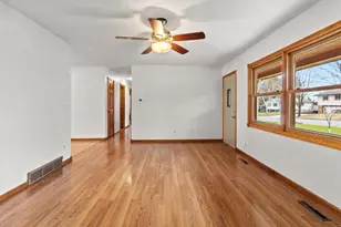 1310 W Circle Dr, Sparta, WI 54656 - Photo 5