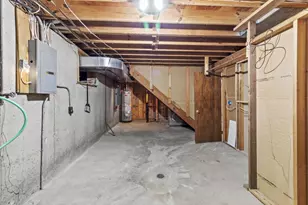 1310 W Circle Dr, Sparta, WI 54656 - Photo 39