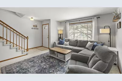 5121 Ridge Oak Drive, Madison, WI 53704 - Photo 7