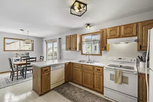 5121 Ridge Oak Dr, Madison, WI 53704 - Photo 11