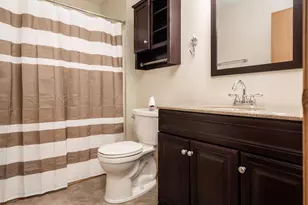 2530 Edgewood Dr, Beloit, WI 53511 - Photo 33
