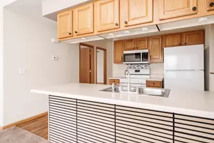 2530 Edgewood Dr, Beloit, WI 53511 - Photo 15