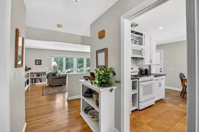 9 Frederick Circle, Madison, WI 53711 - Photo 7