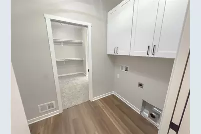 3822 N Woodbury Lane, Janesville, WI 53545 - Photo 11