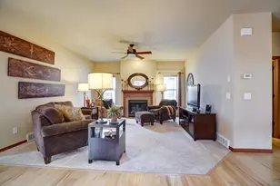 722 Color Peak Rd, Verona, WI 53593 - Photo 7