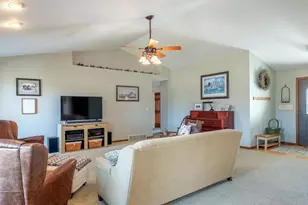 2840 Newport Ave, Oshkosh, WI 54904 - Photo 5