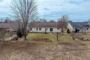 2840 Newport Ave, Oshkosh, WI 54904 - Photo 61