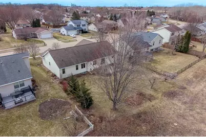 2840 Newport Avenue, Oshkosh, WI 54904 - Photo 53