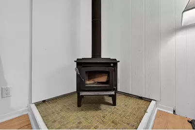 5207 Shore Acres Road, Monona, WI 53716 - Photo 9