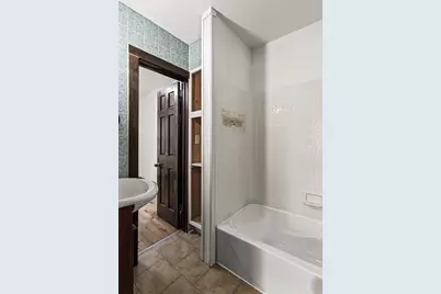 60 W Cotton Street, Fond du Lac, WI 54935 - Photo 17