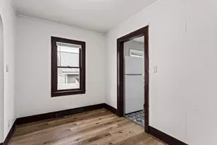 60 W Cotton St, Fond du Lac, WI 54935 - Photo 9