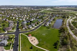325 Breckenridge Rd, Verona, WI 53593 - Photo 35