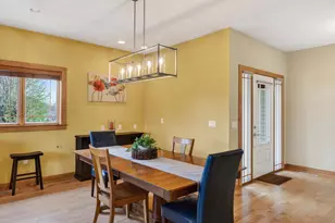 325 Breckenridge Rd, Verona, WI 53593 - Photo 5