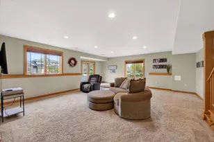 325 Breckenridge Rd, Verona, WI 53593 - Photo 23