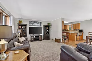 4016 New Haven Dr, Janesville, WI 53546 - Photo 9