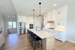 1300 Moll Dr, Waunakee, WI 53597 - Photo 9