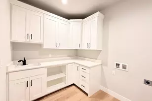 1300 Moll Dr, Waunakee, WI 53597 - Photo 19