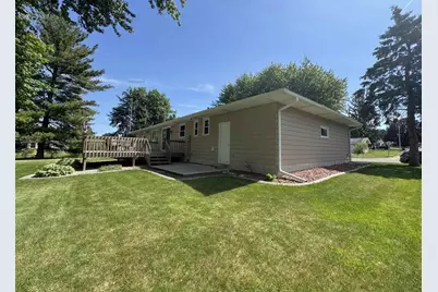 723 27th Avenue, Monroe, WI 53566 - Photo 9