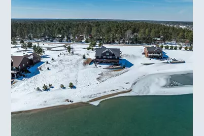 W5698 Westwater Circle, New Lisbon, WI 53950 - Photo 7