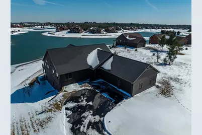 W5698 Westwater Circle, New Lisbon, WI 53950 - Photo 9