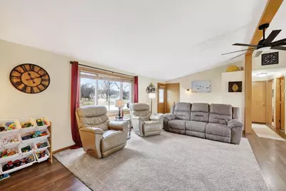 204 Westcott Street, Pardeeville, WI 53954 - Photo 7