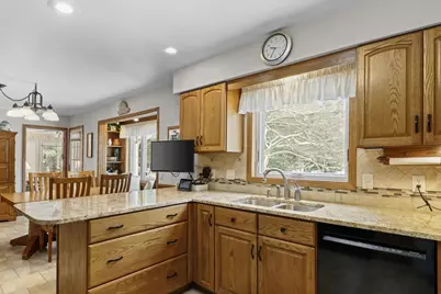 E10471 Pine Circle, Prairie Du Sac, WI 53578 - Photo 13