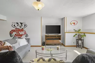 718 Mellum Dr, Stoughton, WI 53589 - Photo 37