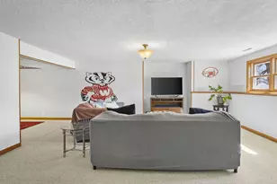 718 Mellum Dr, Stoughton, WI 53589 - Photo 39