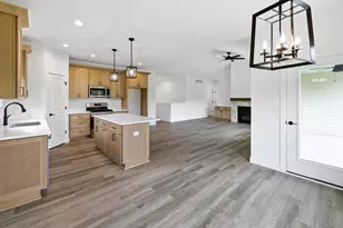 3810 N Woodbury Ln, Janesville, WI 53545 - Photo 11