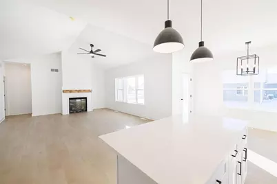 3810 N Woodbury Lane, Janesville, WI 53545 - Photo 7