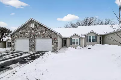 185 N Musket Ridge Drive, Sun Prairie, WI 53590 - Photo 1
