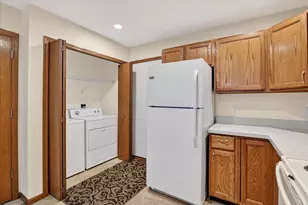 185 N Musket Ridge Dr, Sun Prairie, WI 53590 - Photo 31