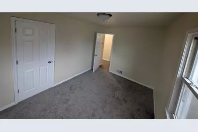 1920 W Memorial Drive, Janesville, WI 53548 - Photo 9