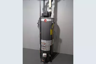 1920 W Memorial Drive, Janesville, WI 53548 - Photo 13